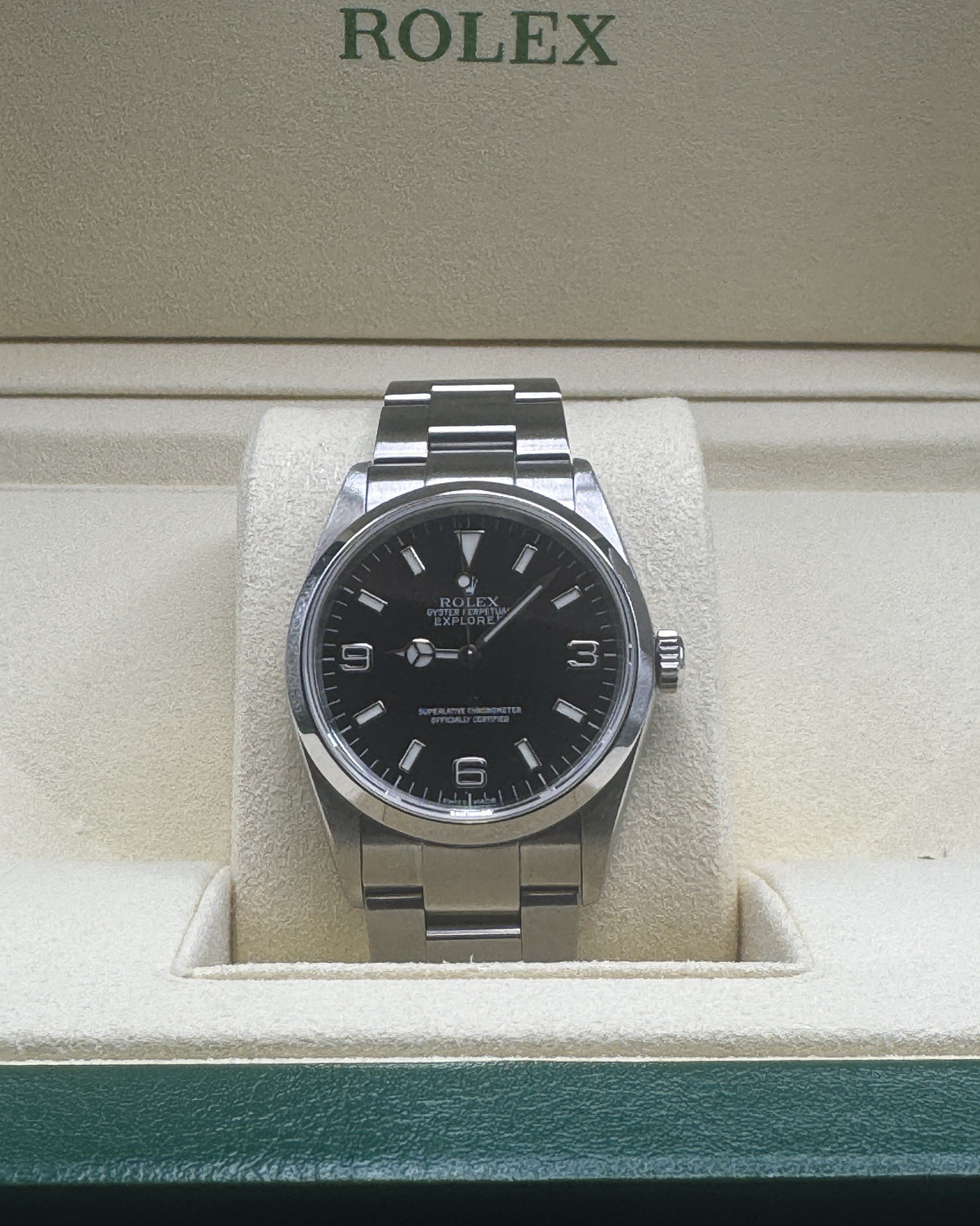 Rolex Explorer 114270 — Watch in presentation box